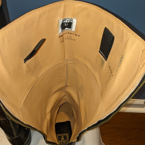 Frye tall Melissa back zip boot. Black.  W8.5.  Worn only a few times. - Picture 3 of 5